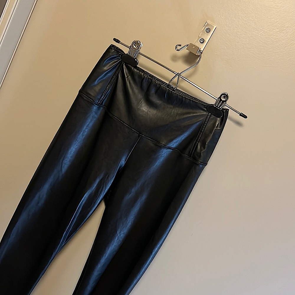 Wilfred Free Size S High-waisted Vegan Leather leggings - Picture 1 of 6